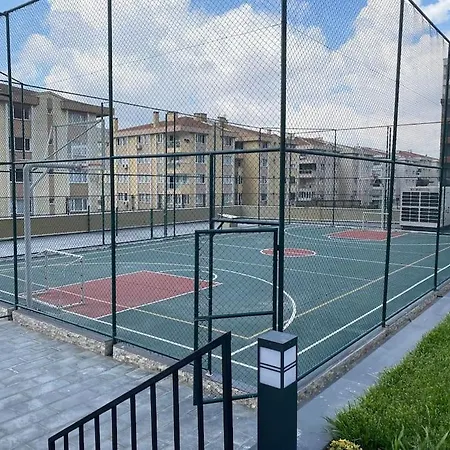 View With Wifi And Pool Apartment